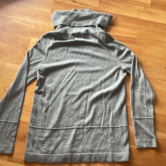 LOFT Cowl Neck Pullover Sweater size S super soft long sleeve Grey turtleneck - Picture 6 of 6